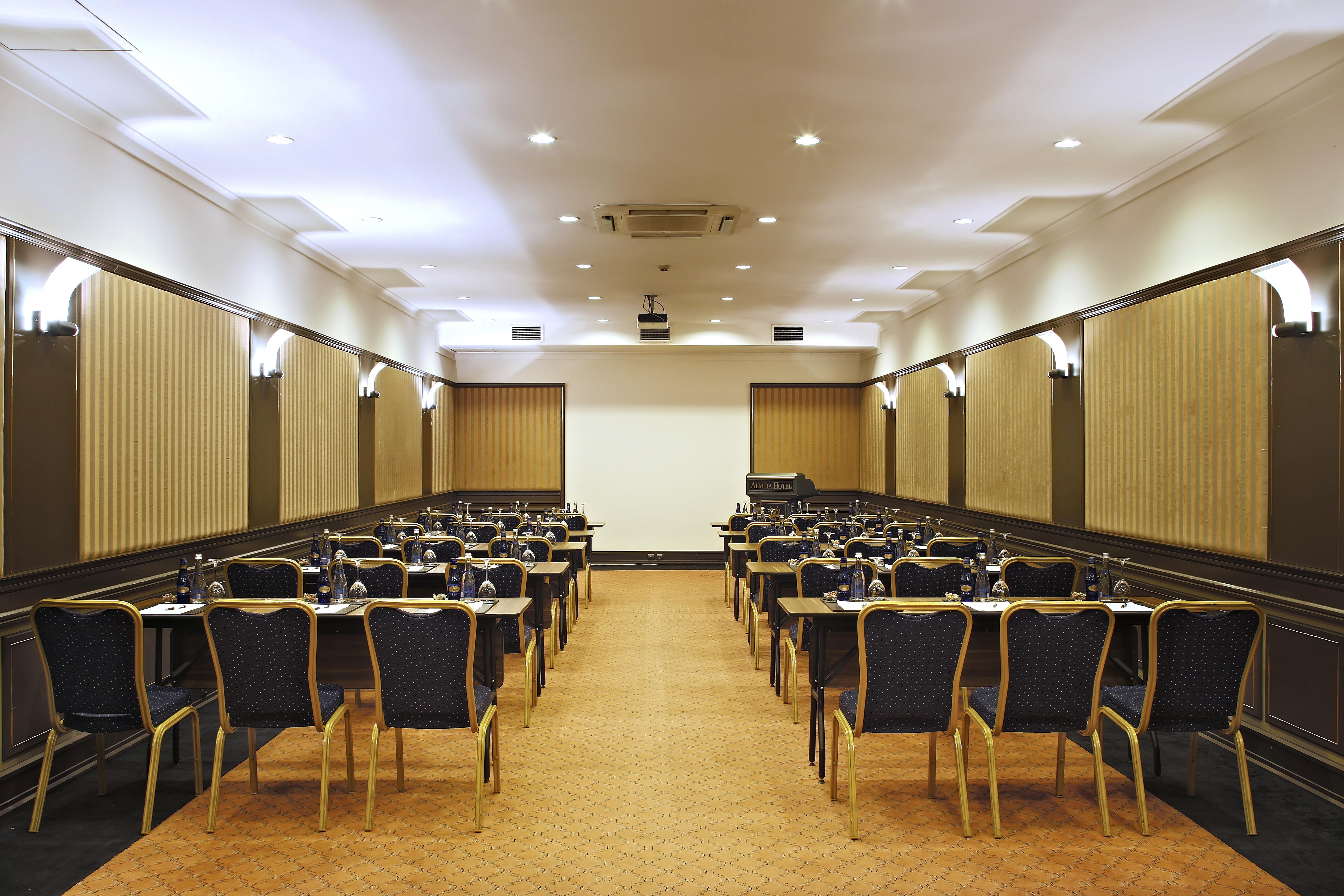 Almira Hotel Thermal Spa & Convention Center Bursa Exterior photo A typical conference room
